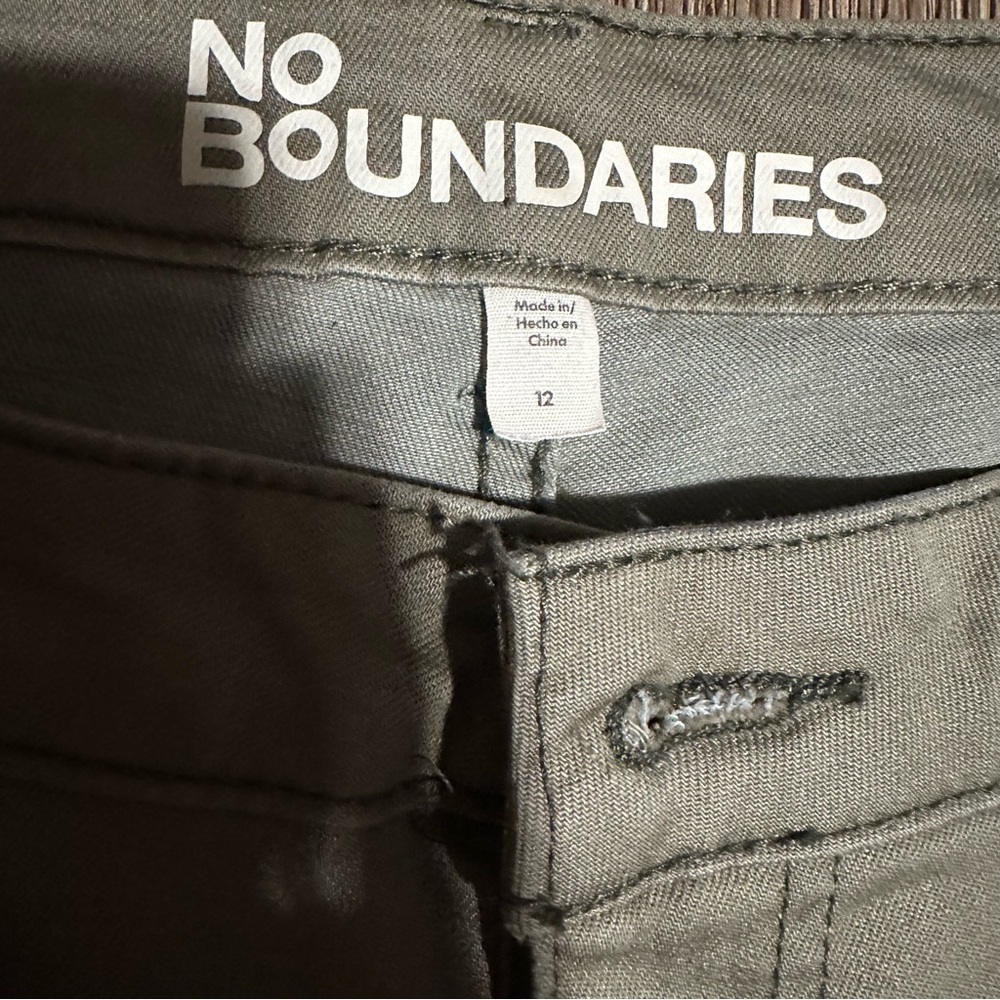 Green Cargo Flare Pants - Picture 2 of 3